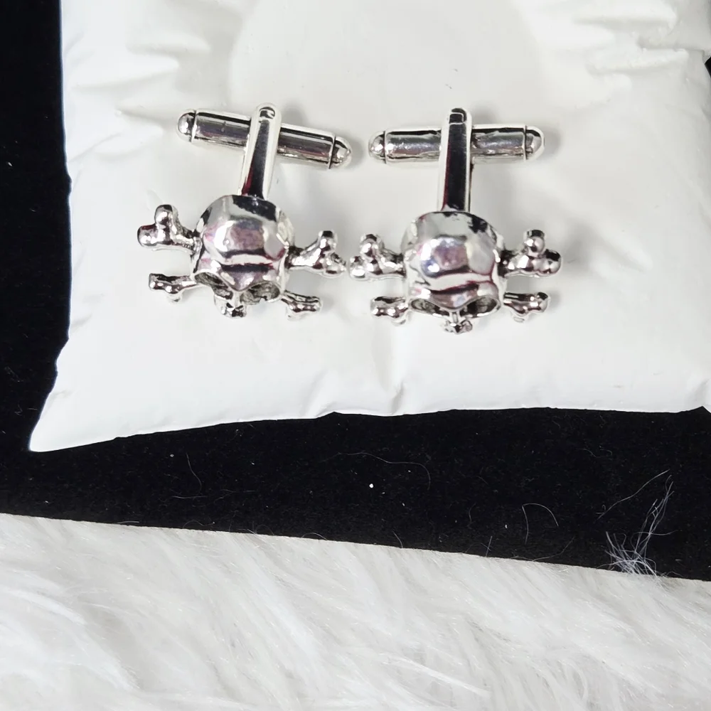 Skull & Crossbones Cufflinks Silver Pirate Gothic Viking French Cuff Formalwear